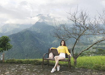 A SPECTACULAR SAPA