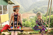 A SPECTACULAR SAPA