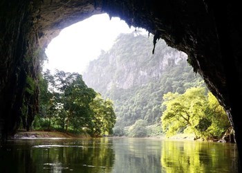 Ba Be Lake & Ban Gioc Waterfall Trip