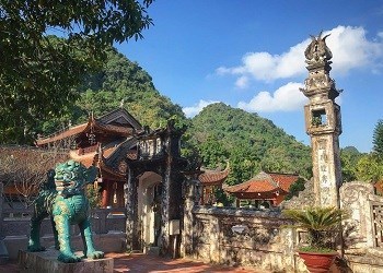Perfume Pagoda – One Day Retreat