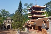 Perfume Pagoda – One Day Retreat