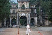 Perfume Pagoda – One Day Retreat