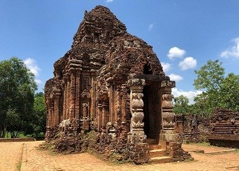 Hoi An ancient town & My Son sanctuary